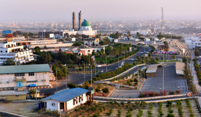 سفری به دنیای خرید در منطقه آزاد چابهار 6 157598244